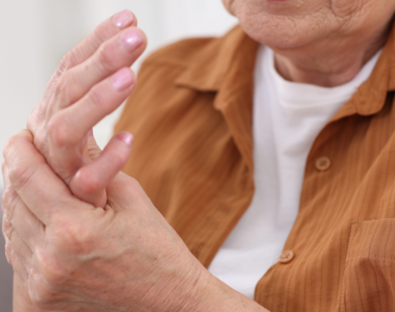 La Osteoporosis tiene tratamiento en Murcia Cómo fortalecer tus huesos con tecnología MBST